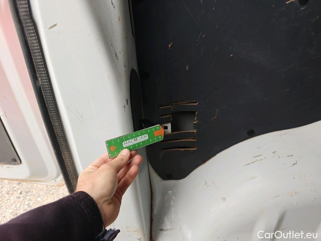  Opel  Vivaro OPEL  / 2019 / 4P / furgón 1.5 D 88kW (120CV) M Std Express M.P. DC #64