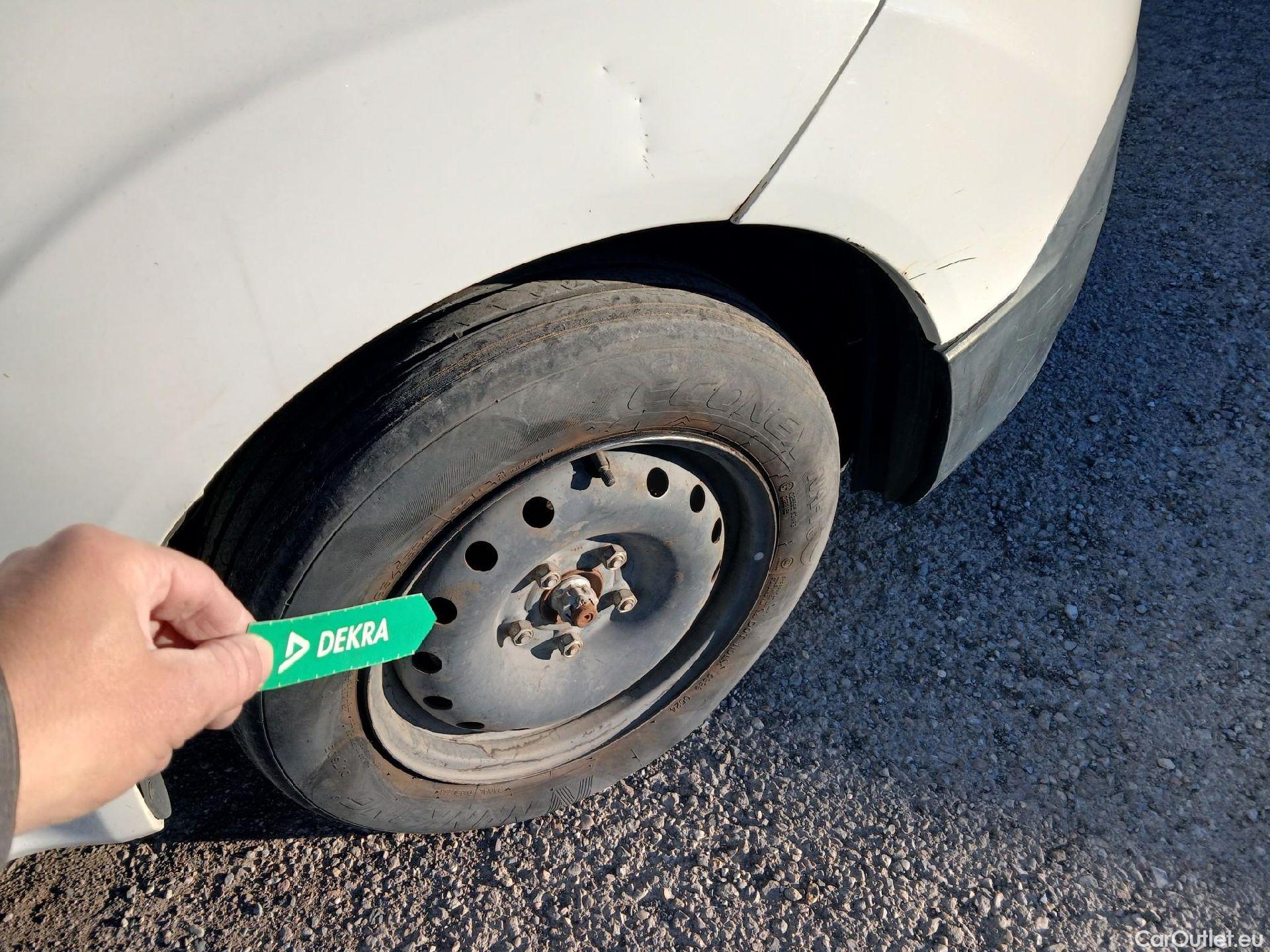  Nissan  NV200 NISSAN e- / 2009 / 4P / furgón Furgón 4p 40 kWh PROFESIONAL #74