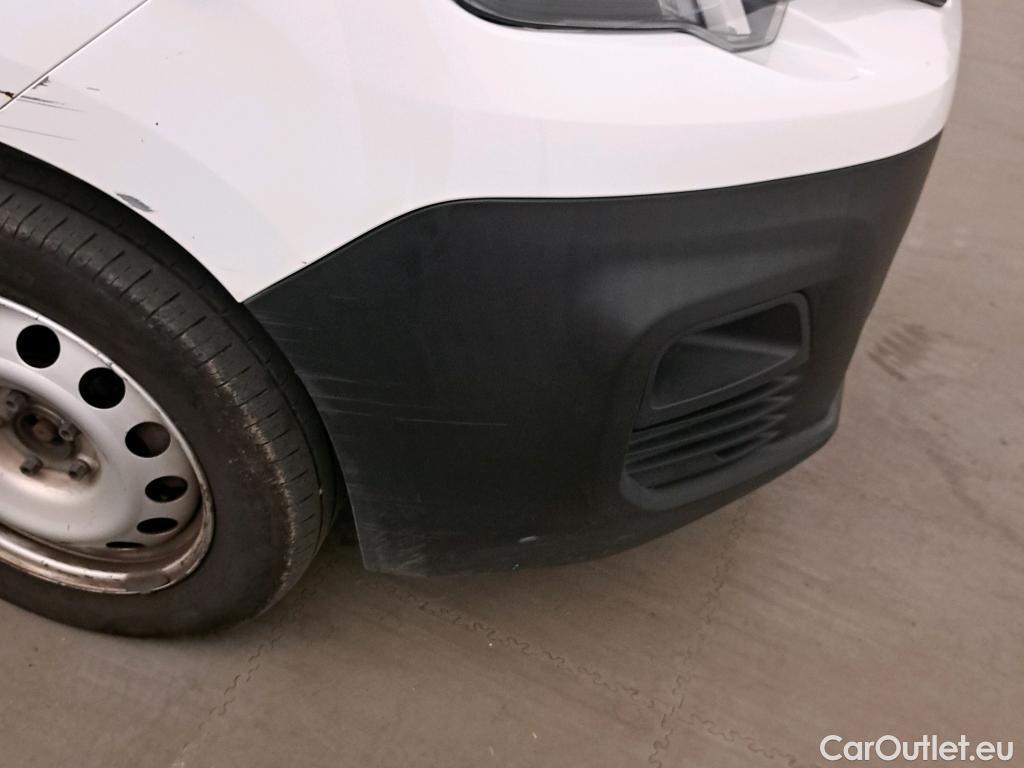  Peugeot  Partner PEUGEOT  / 2018 / 3P / furgón derivado de turismo Pro Standard 1000kg BlueHDi 73kW #53