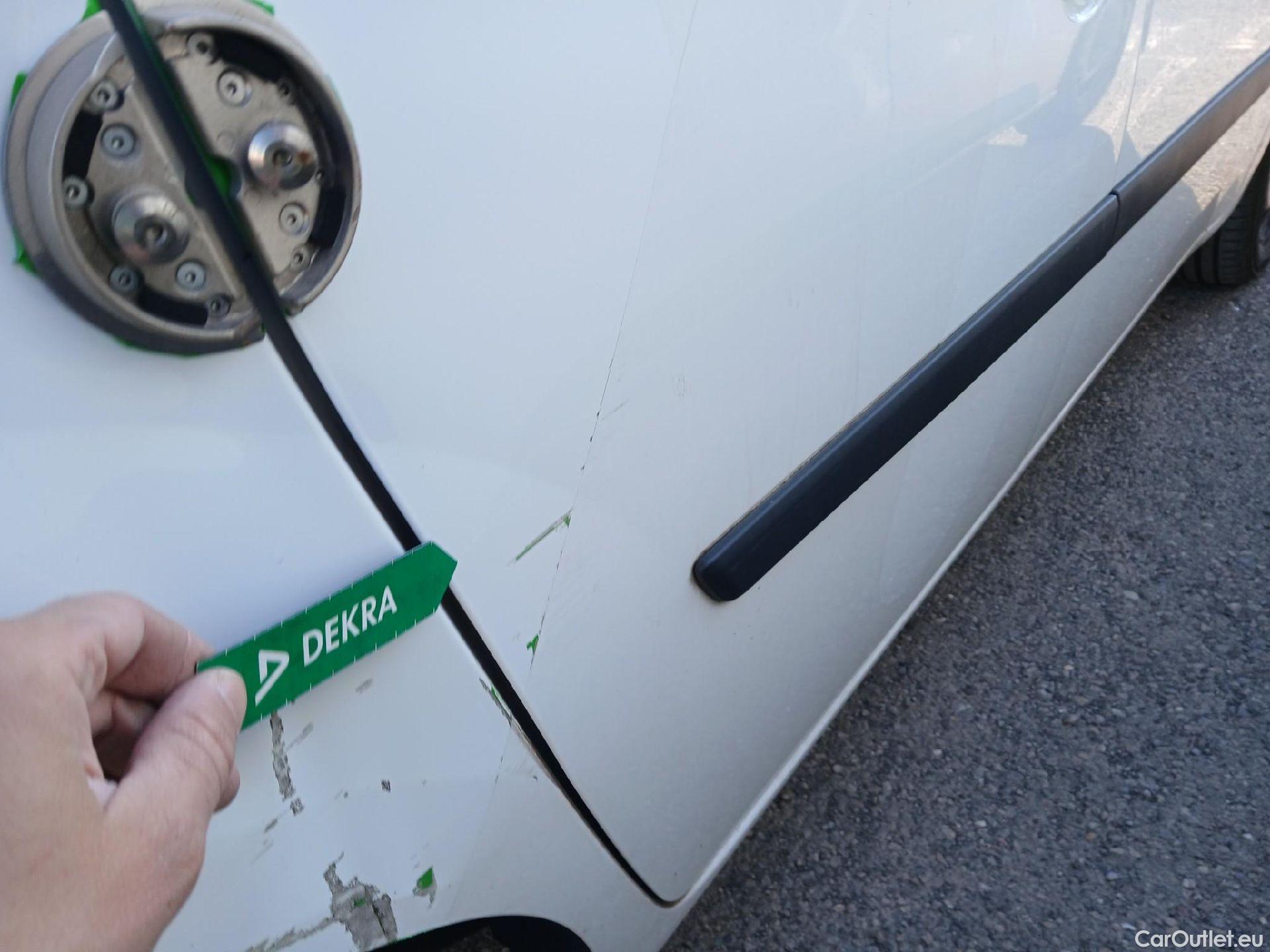  Renault  Kangoo RENAULT  Furgón/2013/3P/furgón derivado de turismo Profesional dCi 55 kW (75 CV) #22