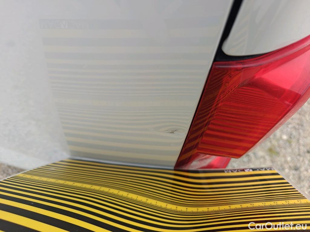  Opel  Vivaro OPEL  / 2019 / 4P / furgón 1.5 D 88kW (120CV) M Std Express M.P. DC #4