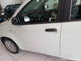  Fiat  Panda FIAT  / 2011 / 5P / BERLINA 1.2 69CV E6 EASY #75