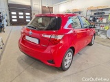  Toyota  Yaris TOYOTA  / 2017 / 5P / BERLINA 1.5 HYBRID BUSINESS #2