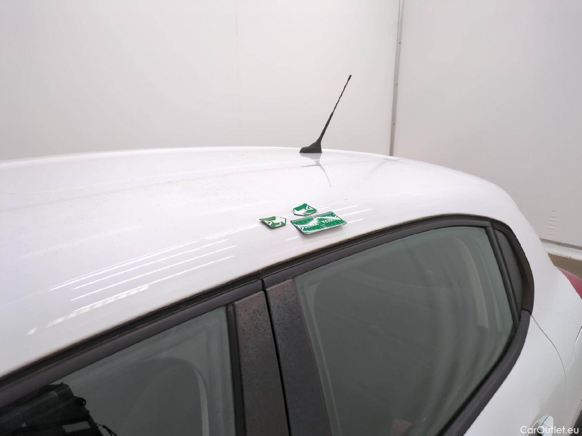  Citroen  C3  Société Feel Nav 1.5 BlueHDI 100CV BVM5 E6dT #40