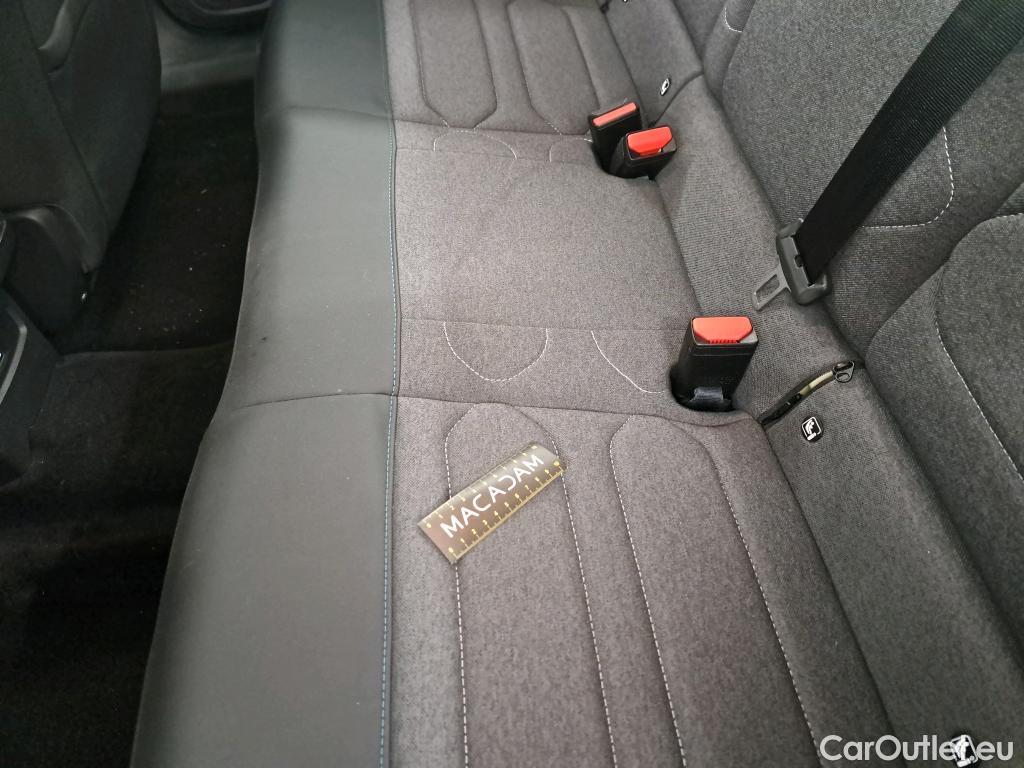  Citroen  C4 CITROEN  X / 2022 / 4P / Berline PureTech 130 S&S EAT8 Feel Pack #11