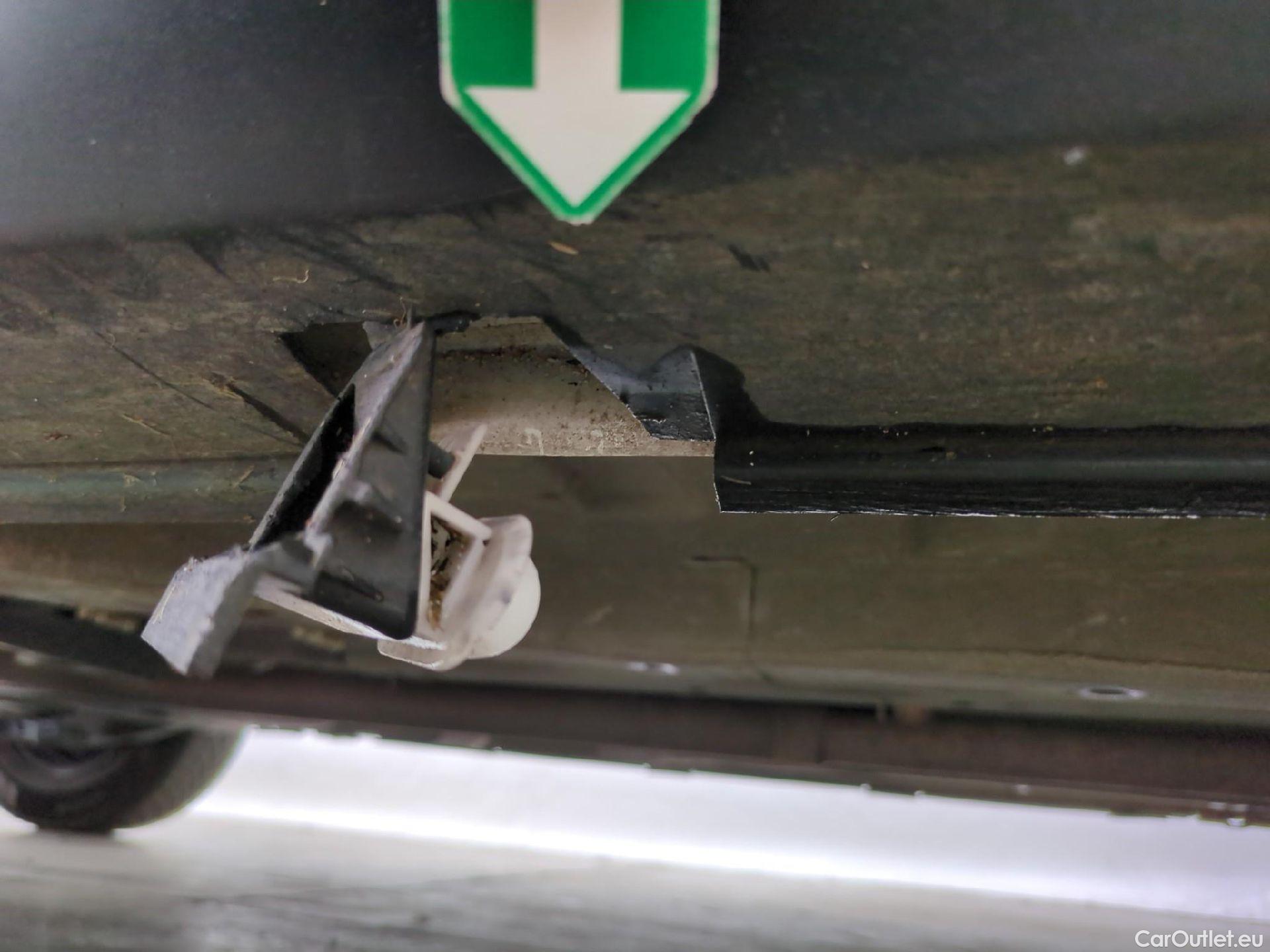  Citroen  C3  Société Feel Nav 1.5 BlueHDI 100CV BVM5 E6dT #44