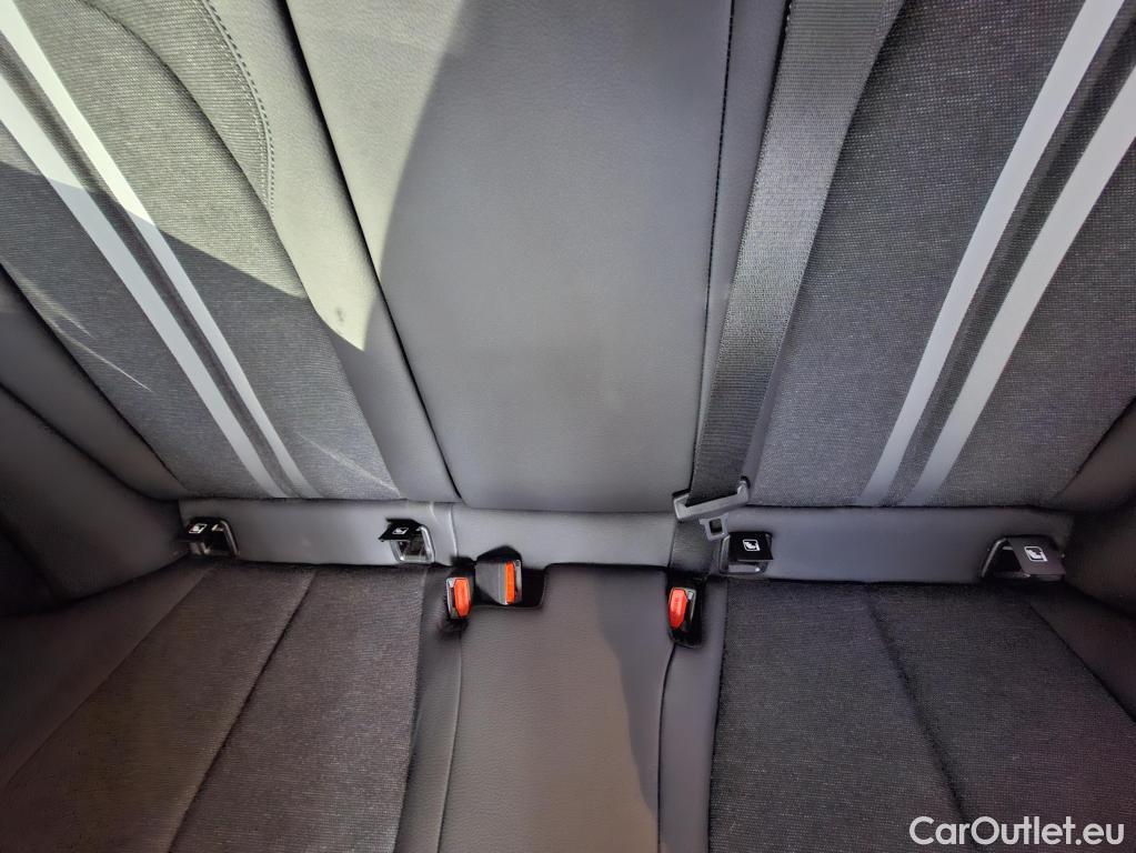  Bmw  Serie 1 Série 1 Berline 118 i Edition Sport 1.5 135CV BVA7 E6d #43