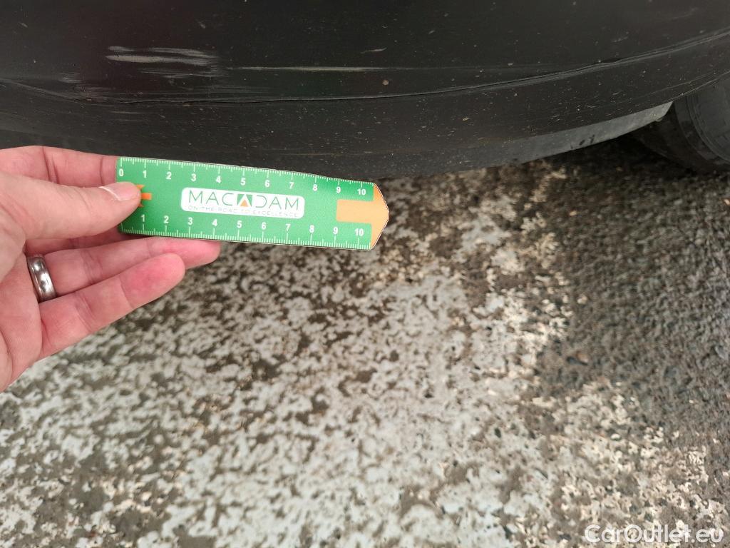  Citroen  C3  Société Feel Nav 1.2 PureTech 80CV BVM5 E6 #22