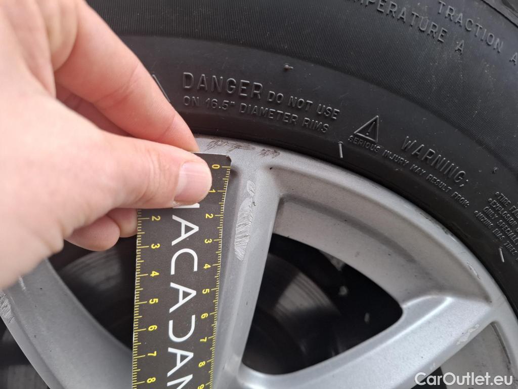  Bmw  Serie 2 Série 2 Active Tourer 216d Lounge 1.5 115CV BVA7 E6d #43