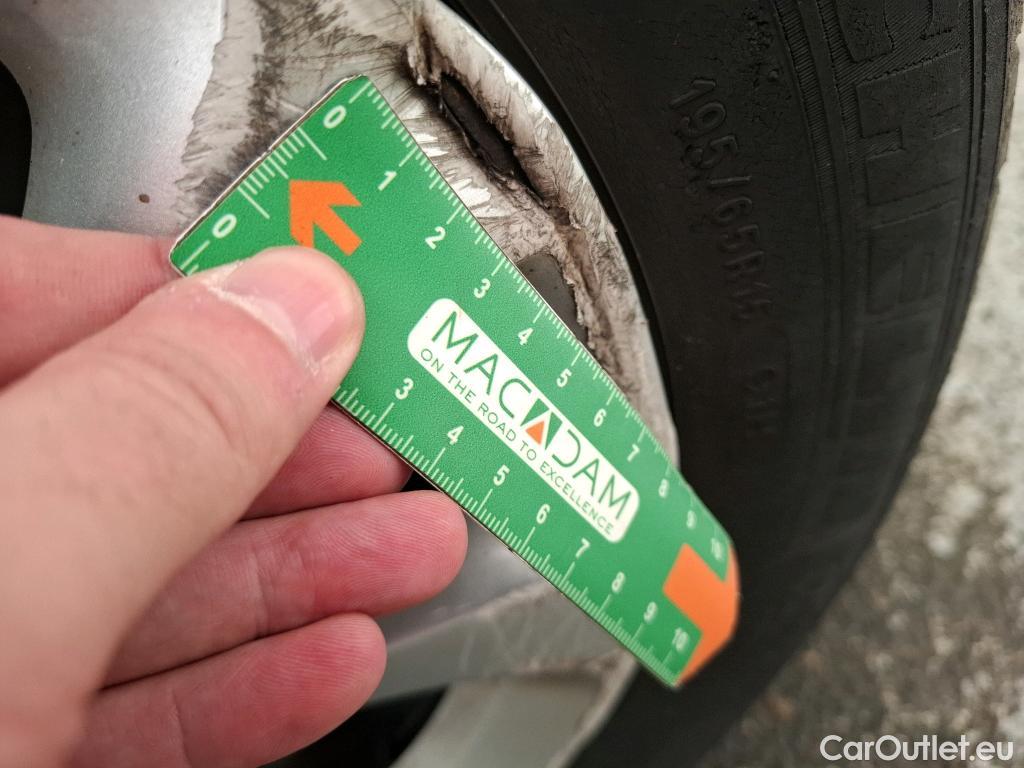  Citroen  C3  Société Feel Nav 1.2 PureTech 80CV BVM5 E6 #16