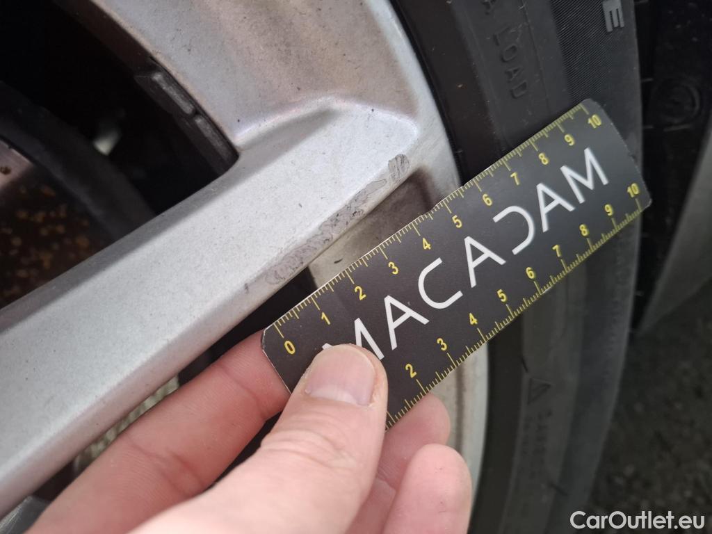  Bmw  Serie 2 Série 2 Active Tourer 216d Lounge 1.5 115CV BVA7 E6d #29