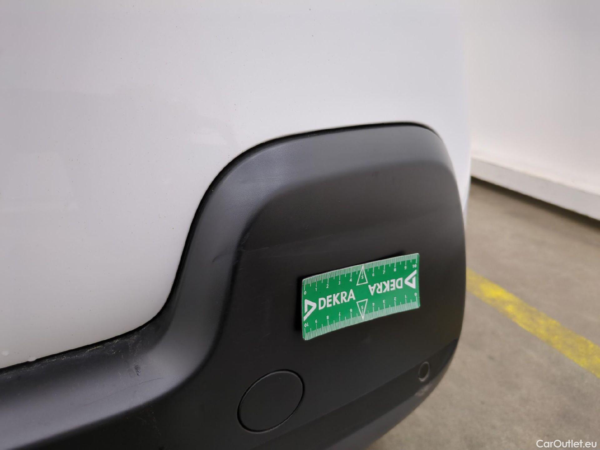  Citroen  C3  Société Feel Nav 1.5 BlueHDI 100CV BVM5 E6dT #57