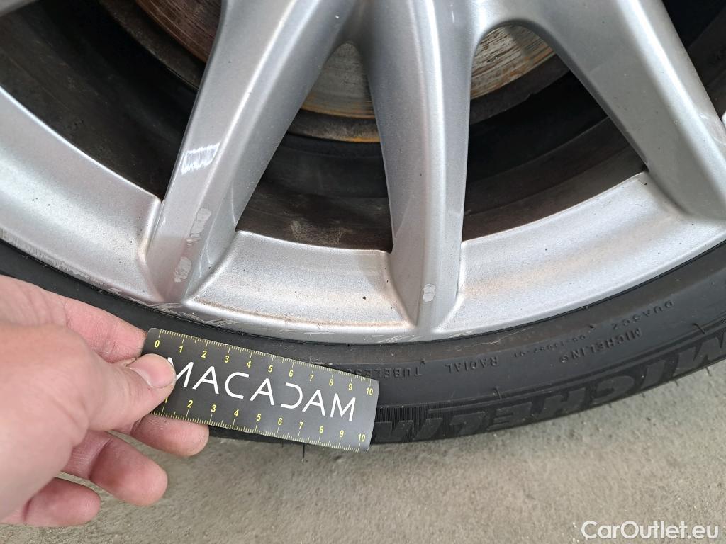  Bmw  Serie 2 Série 2 Active Tourer 216d Lounge 1.5 115CV BVA7 E6d #36