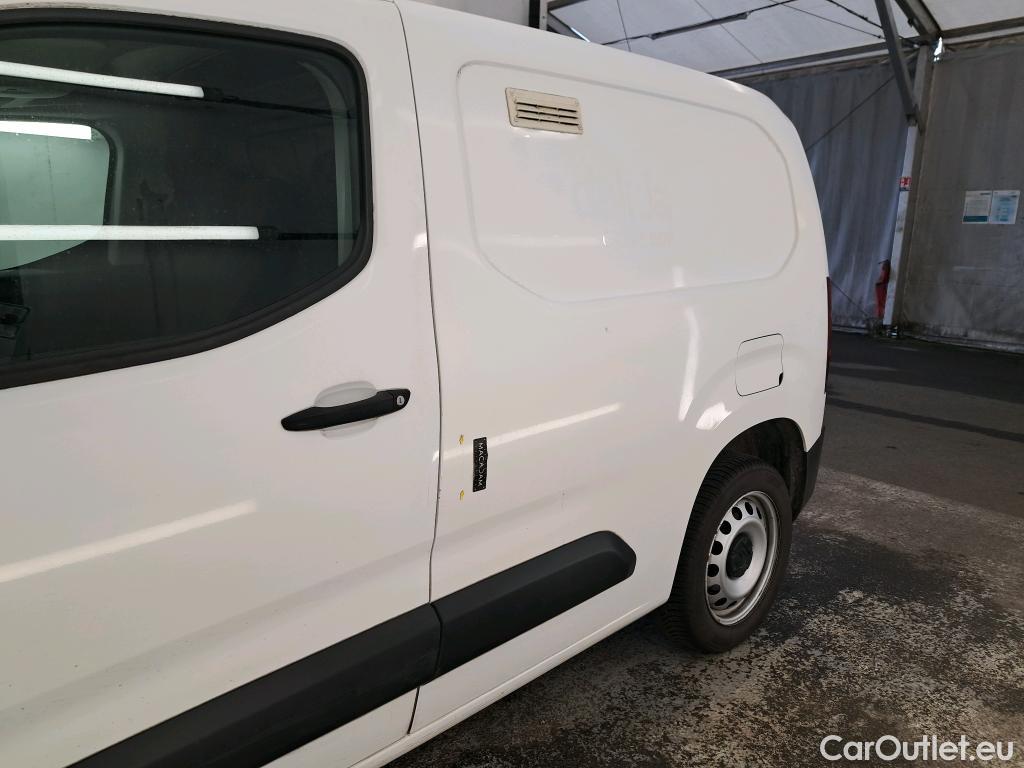  Citroen  Berlingo  Fourgon Driver M 1000 1.5 BlueHDi 100CV BVM5 E6dT #1
