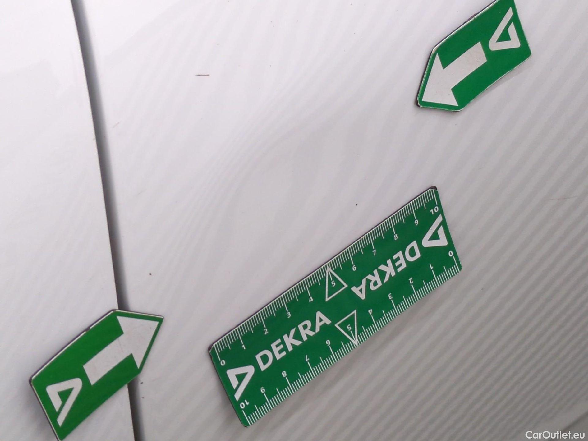  Citroen  C3  Société Feel Nav 1.5 BlueHDI 100CV BVM5 E6dT #38