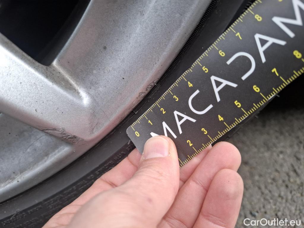  Bmw  Serie 2 Série 2 Active Tourer 216d Lounge 1.5 115CV BVA7 E6d #52