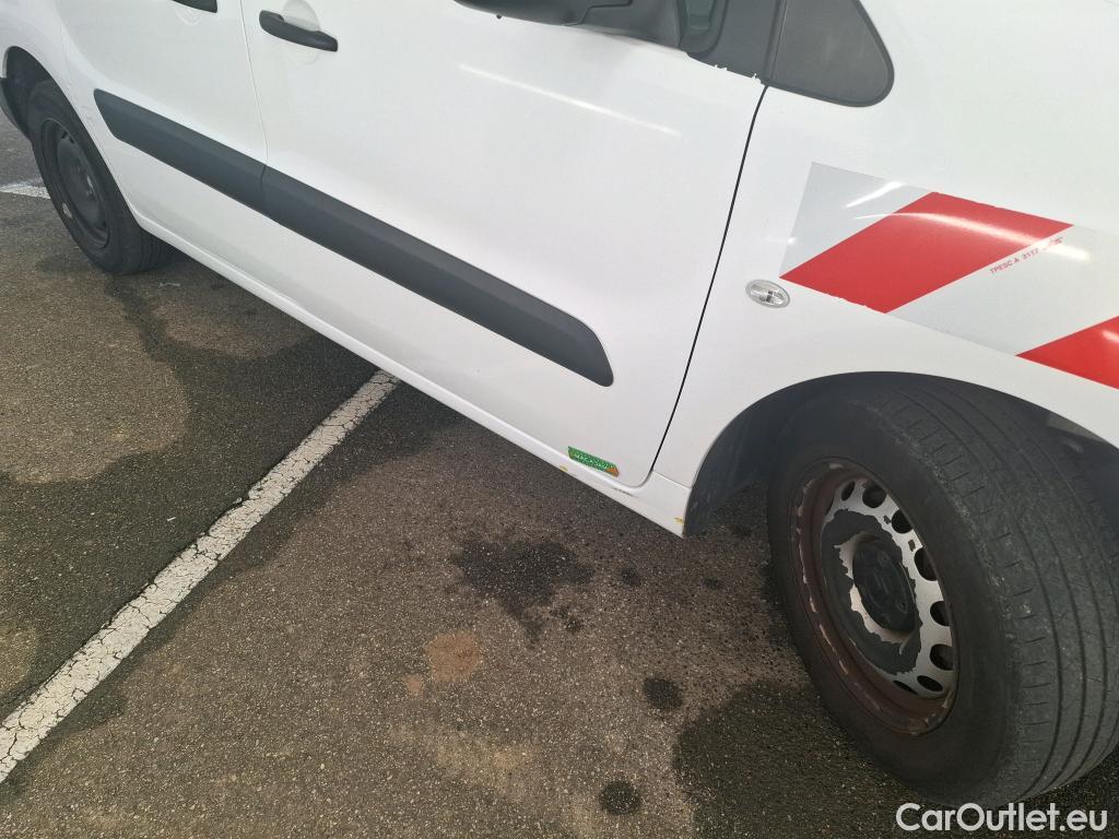  Citroen  Berlingo  Fourgon Club L1 (Court) 1.6 BlueHDi 100CV BVM5 E6 #12