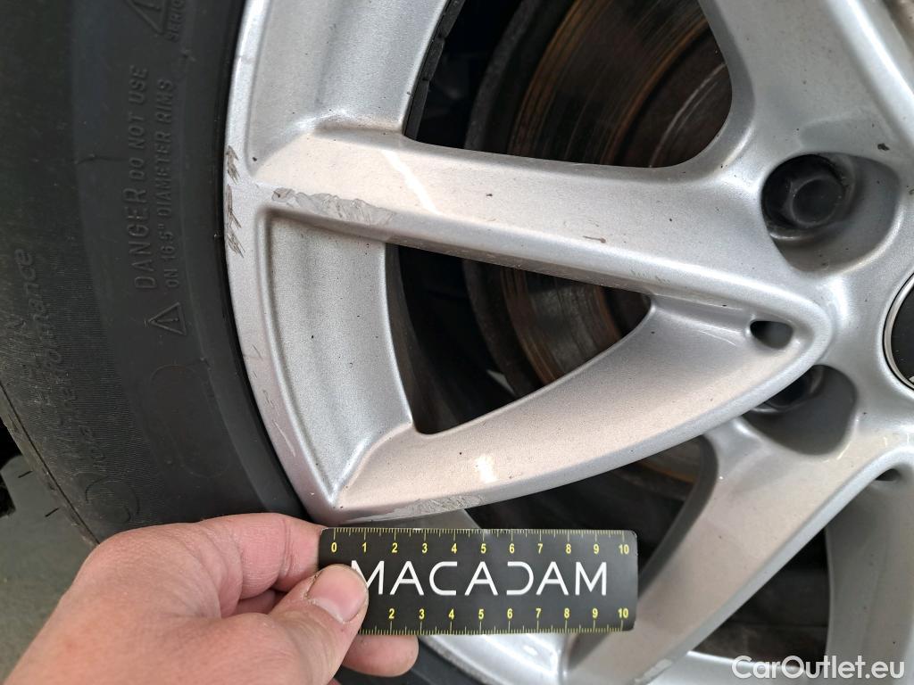  Bmw  Serie 2 Série 2 Active Tourer 216d Lounge 1.5 115CV BVA7 E6d #35