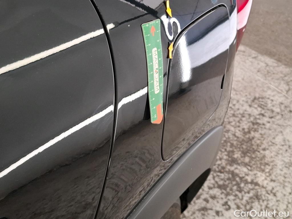  Citroen  C3  Société Feel Nav 1.2 PureTech 80CV BVM5 E6 #8