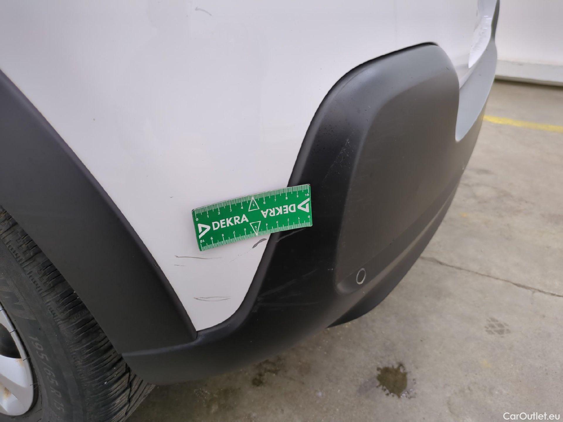  Citroen  C3  Société Feel Nav 1.5 BlueHDI 100CV BVM5 E6dT #58