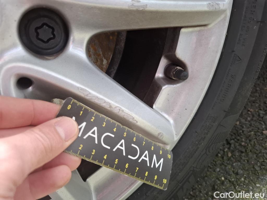  Bmw  Serie 2 Série 2 Active Tourer 216d Lounge 1.5 115CV BVA7 E6d #32