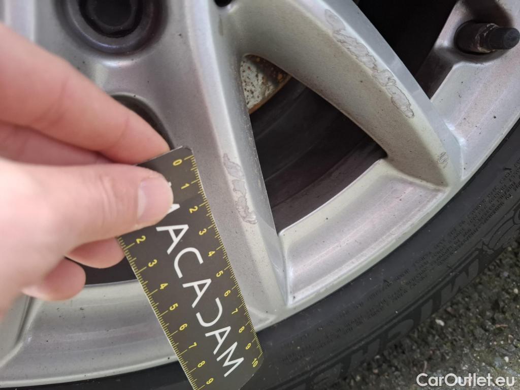  Bmw  Serie 2 Série 2 Active Tourer 216d Lounge 1.5 115CV BVA7 E6d #28