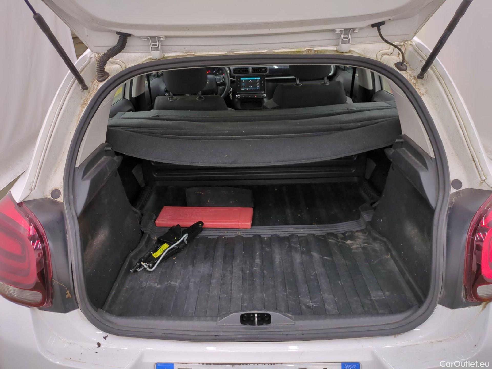  Citroen  C3  Société Feel Nav 1.5 BlueHDI 100CV BVM5 E6dT #1