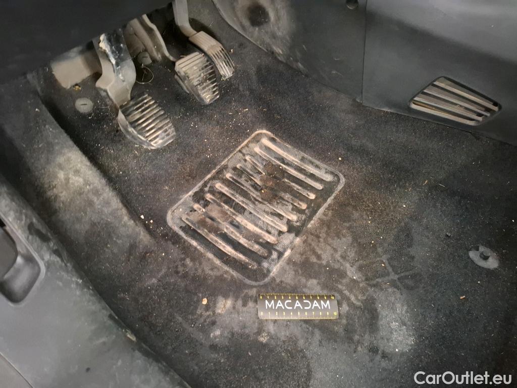  Citroen  C3  Société Feel 1.5 BlueHDI 100CV BVM5 E6dT #38