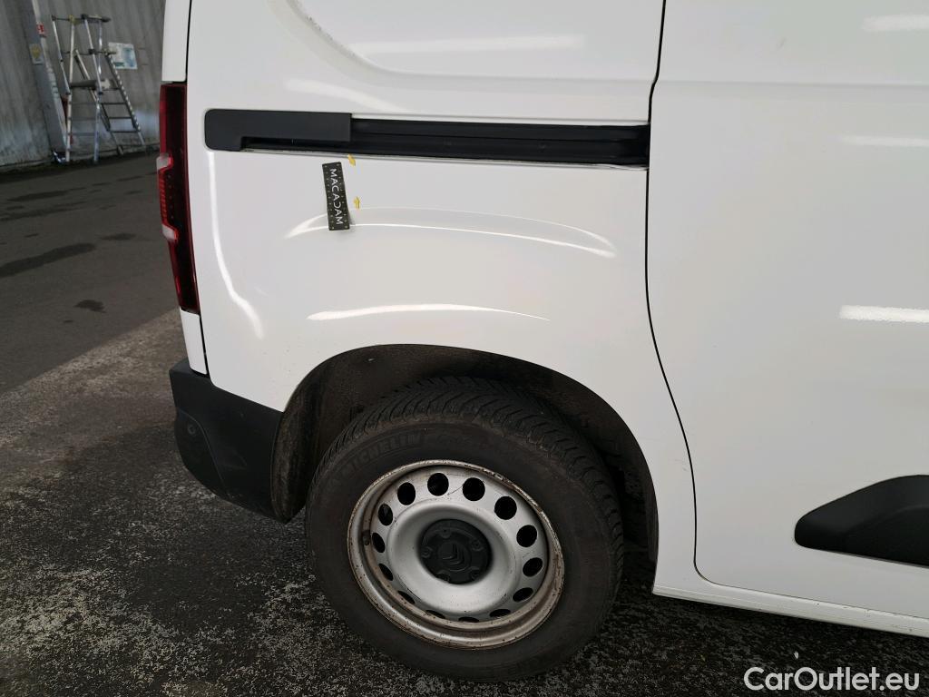  Citroen  Berlingo  Fourgon Driver M 1000 1.5 BlueHDi 100CV BVM5 E6dT #18