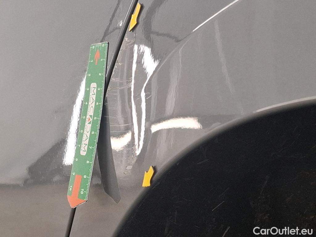  Bmw  Serie 1 Série 1 Berline 118 i Edition Sport 1.5 135CV BVA7 E6d #8