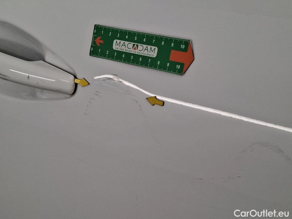  Peugeot  208 PEUGEOT  / 2015 / 5P / Berline &BLUEHDI 100 €6.c S&S ALLURE BUSINESS #7