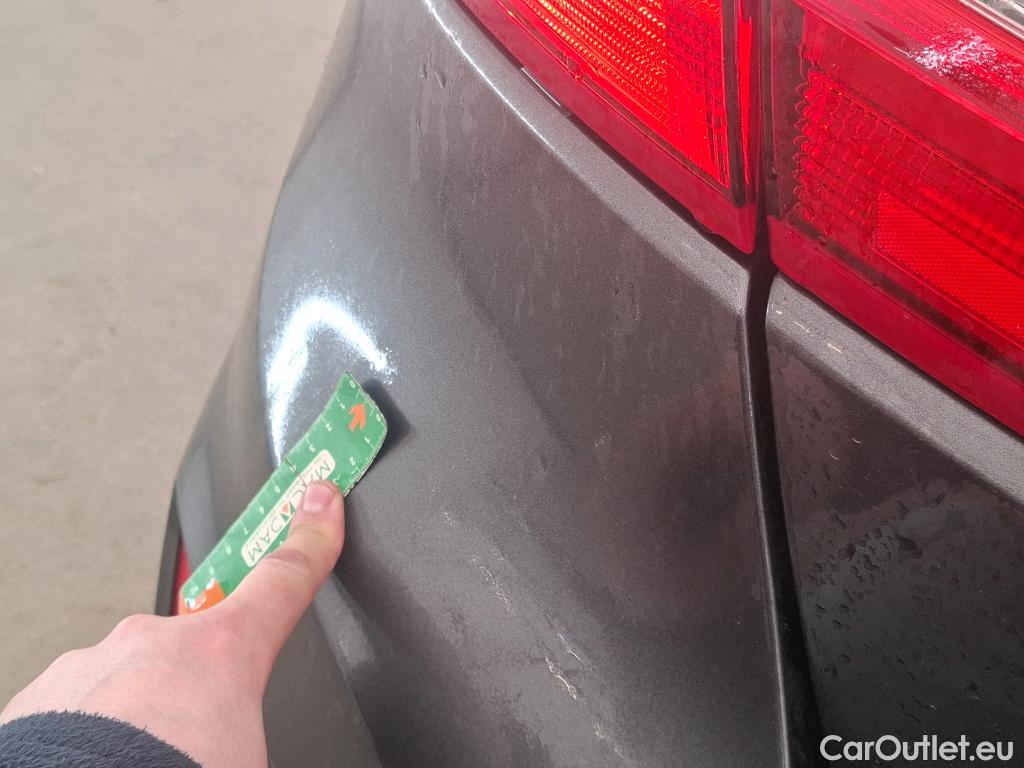  Ford  Fiesta  Business NAV 1.1 85CV BVM5 E6 #24