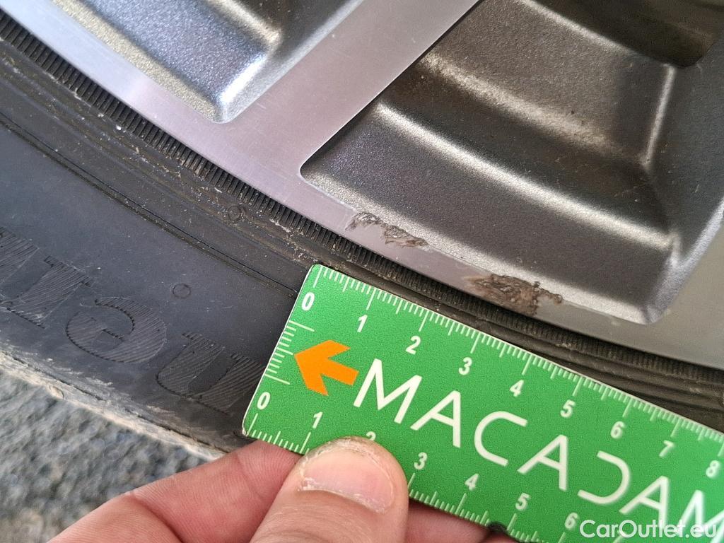  Mercedes  CLA-Klasse MERCEDES-BENZ CLA Coupe / 2019 / 4P / Coupé CLA 180 Business Line BA7 #51