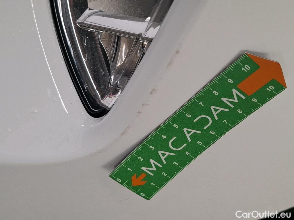  Ford  Kuga FORD  / 2019 / 5P / SUV 2.5 190 hybrid Flexifuel Pshift Titanium #2