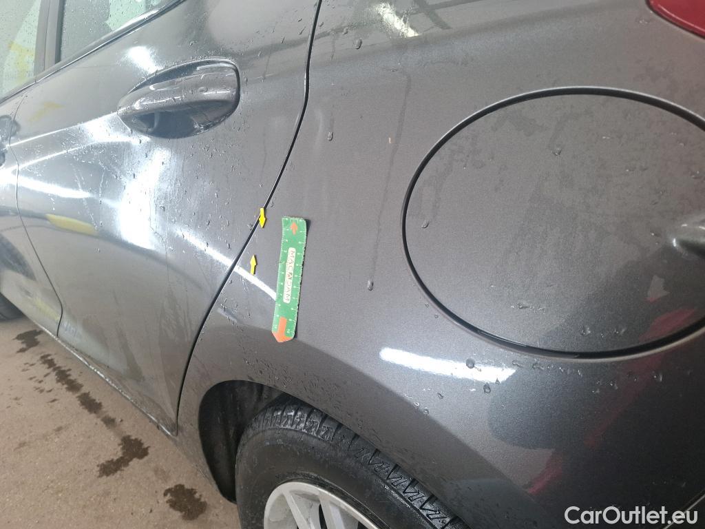  Ford  Fiesta  Business NAV 1.1 85CV BVM5 E6 #35