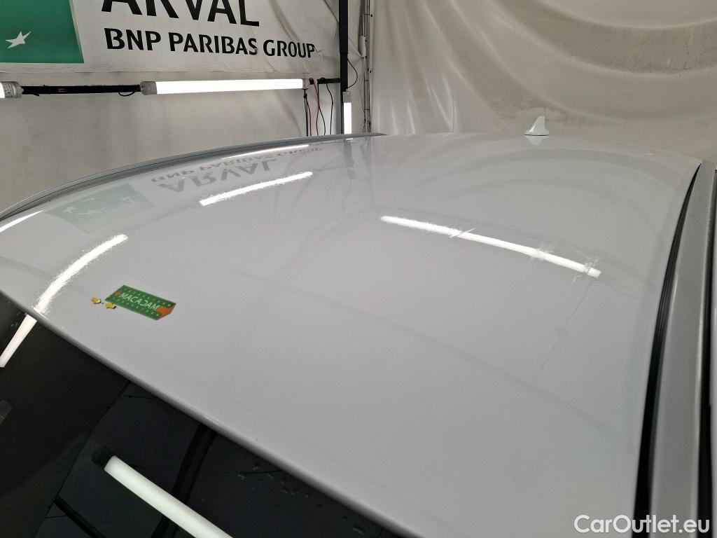  Ford  Kuga FORD  / 2019 / 5P / SUV 2.5 190 hybrid Flexifuel Pshift Titanium #5