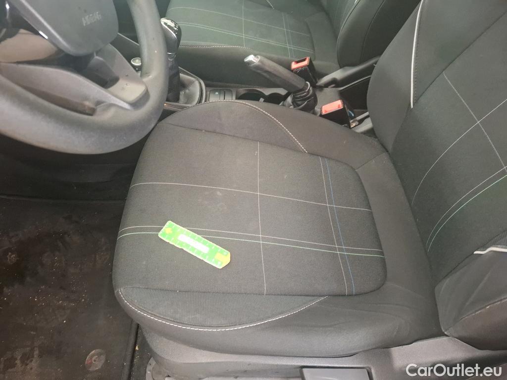  Ford  Fiesta  Business NAV 1.1 85CV BVM5 E6 #44