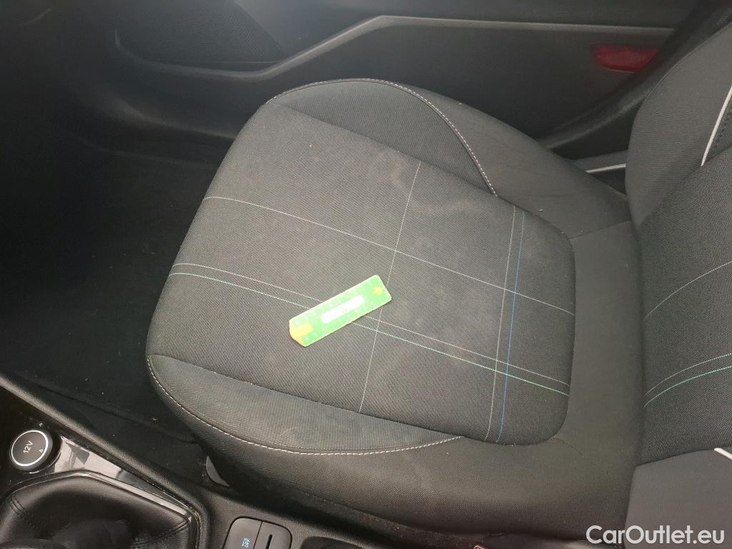  Ford  Fiesta  Business NAV 1.1 85CV BVM5 E6 #43