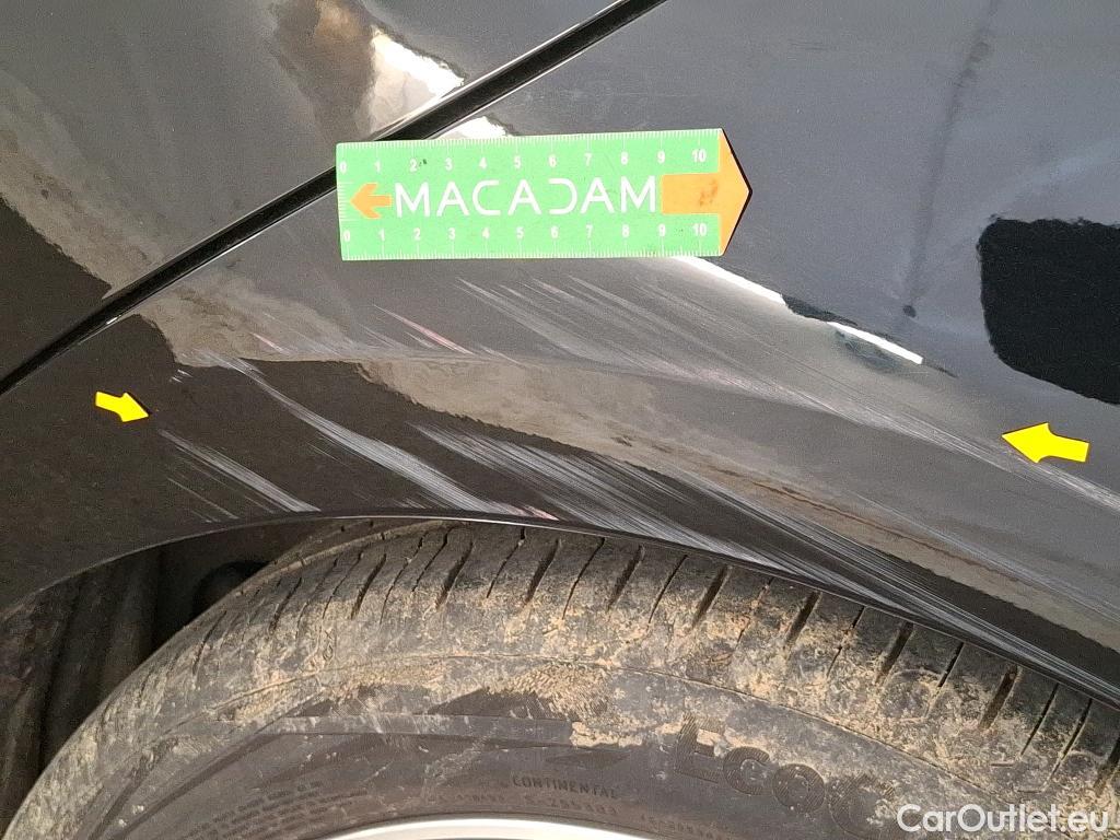  Mercedes  CLA-Klasse MERCEDES-BENZ CLA Coupe / 2019 / 4P / Coupé CLA 180 Business Line BA7 #27