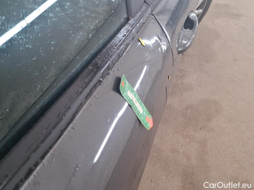  Ford  Fiesta  Business NAV 1.1 85CV BVM5 E6 #3