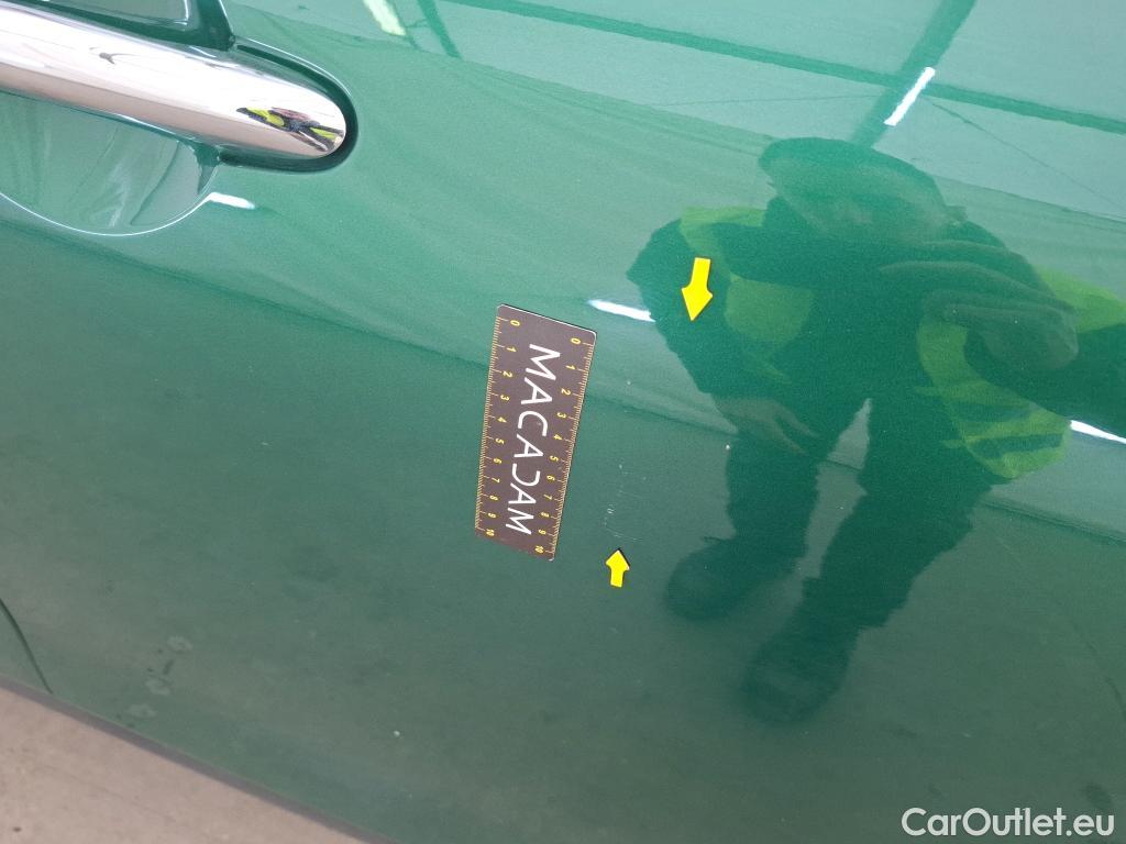  Mini  Clubman MINI  / 2019 / 5P / Break Cooper Knightsbridge 136 ch BVA7(SP) #22