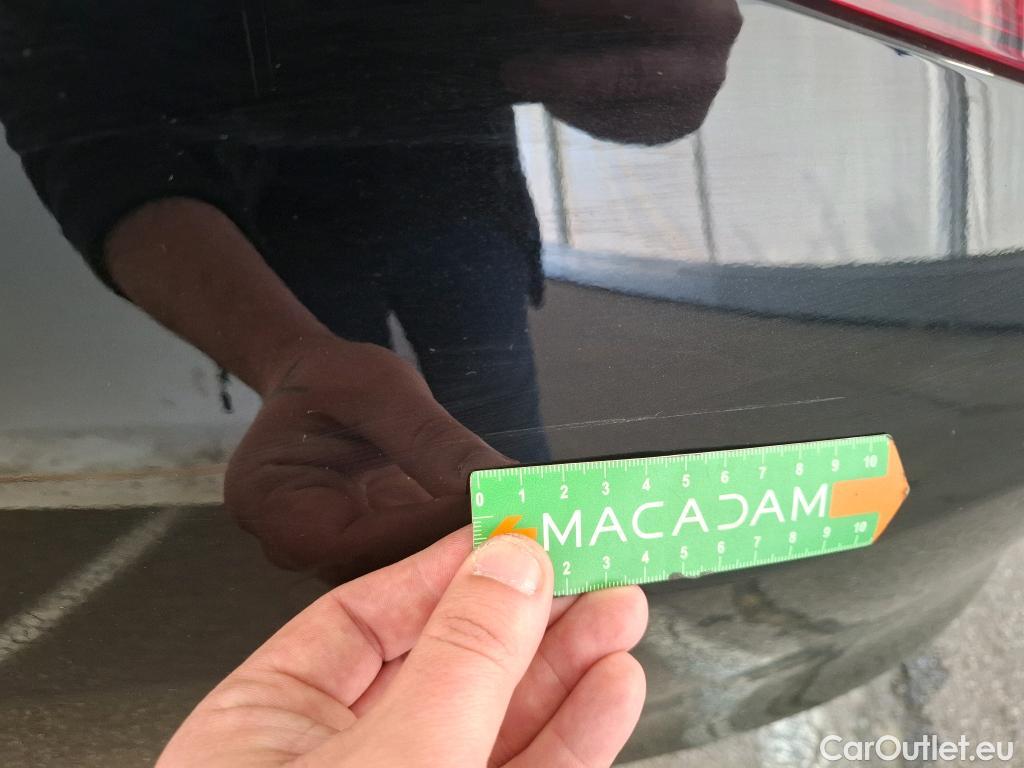  Mercedes  CLA-Klasse MERCEDES-BENZ CLA Coupe / 2019 / 4P / Coupé CLA 180 Business Line BA7 #9