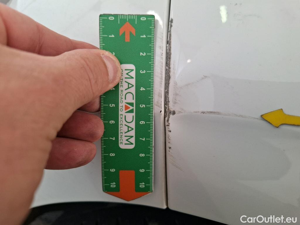  Peugeot  208 PEUGEOT  / 2015 / 5P / Berline &BLUEHDI 100 €6.c S&S ALLURE BUSINESS #15