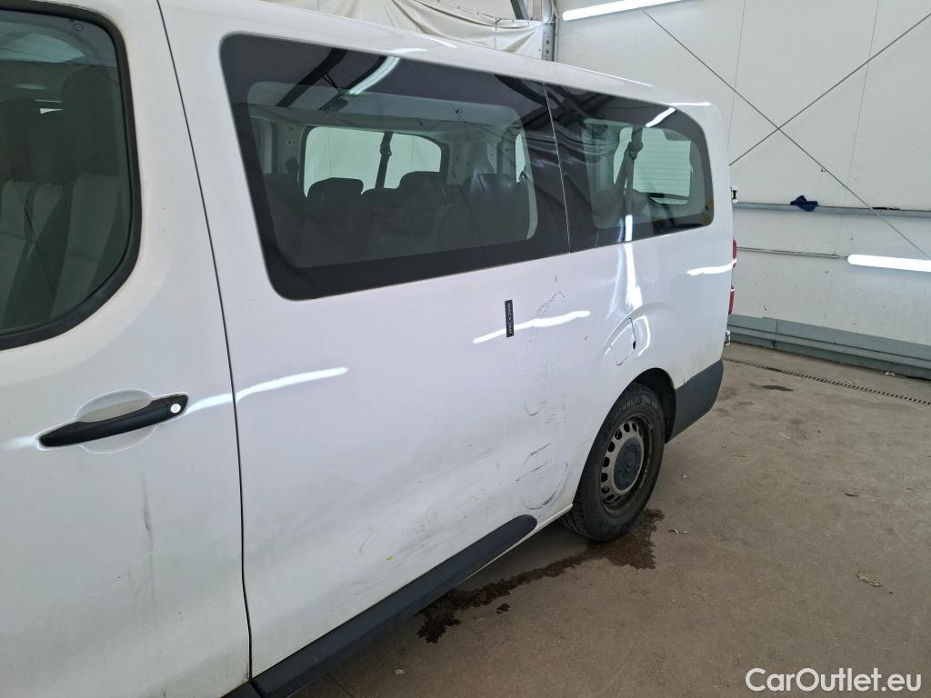  Citroen  Jumpy CITROEN  / 2016 / 4P / Combi Taille XL BlueHDi 120 S&S BVM6 Confort #1