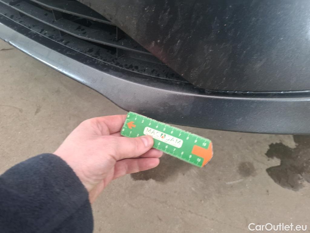  Ford  Fiesta  Business NAV 1.1 85CV BVM5 E6 #14