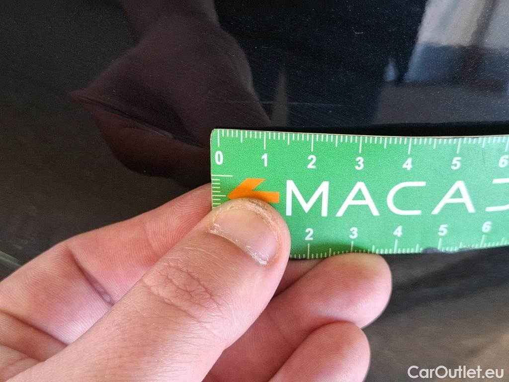  Mercedes  CLA-Klasse MERCEDES-BENZ CLA Coupe / 2019 / 4P / Coupé CLA 180 Business Line BA7 #13