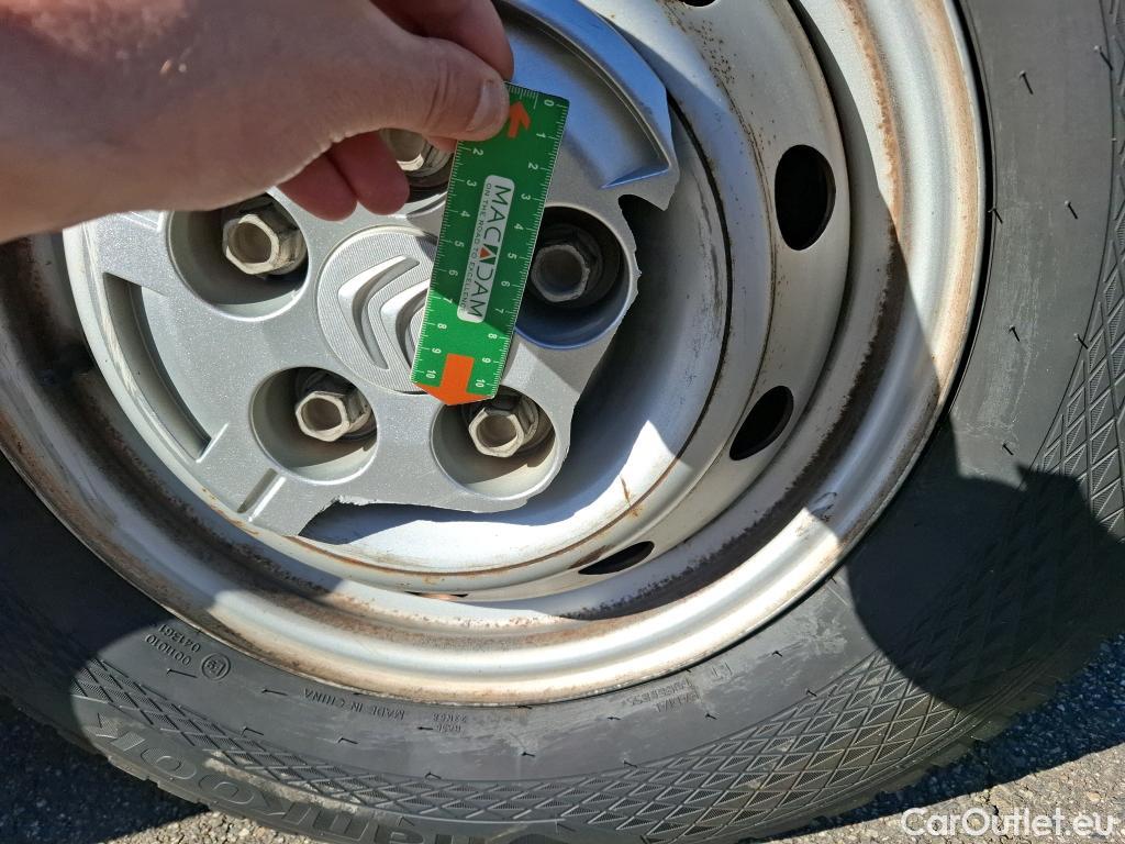  Citroen  Jumper CITROEN  Benne SC / 2014 / 2P / Benne basculante 35 L2 BlueHDi 130 BVM6 Confort #25