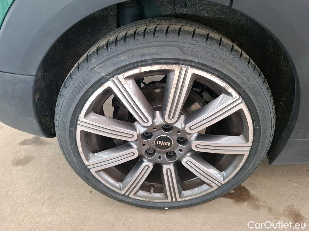  Mini  Clubman MINI  / 2019 / 5P / Break Cooper Knightsbridge 136 ch BVA7(SP) #8