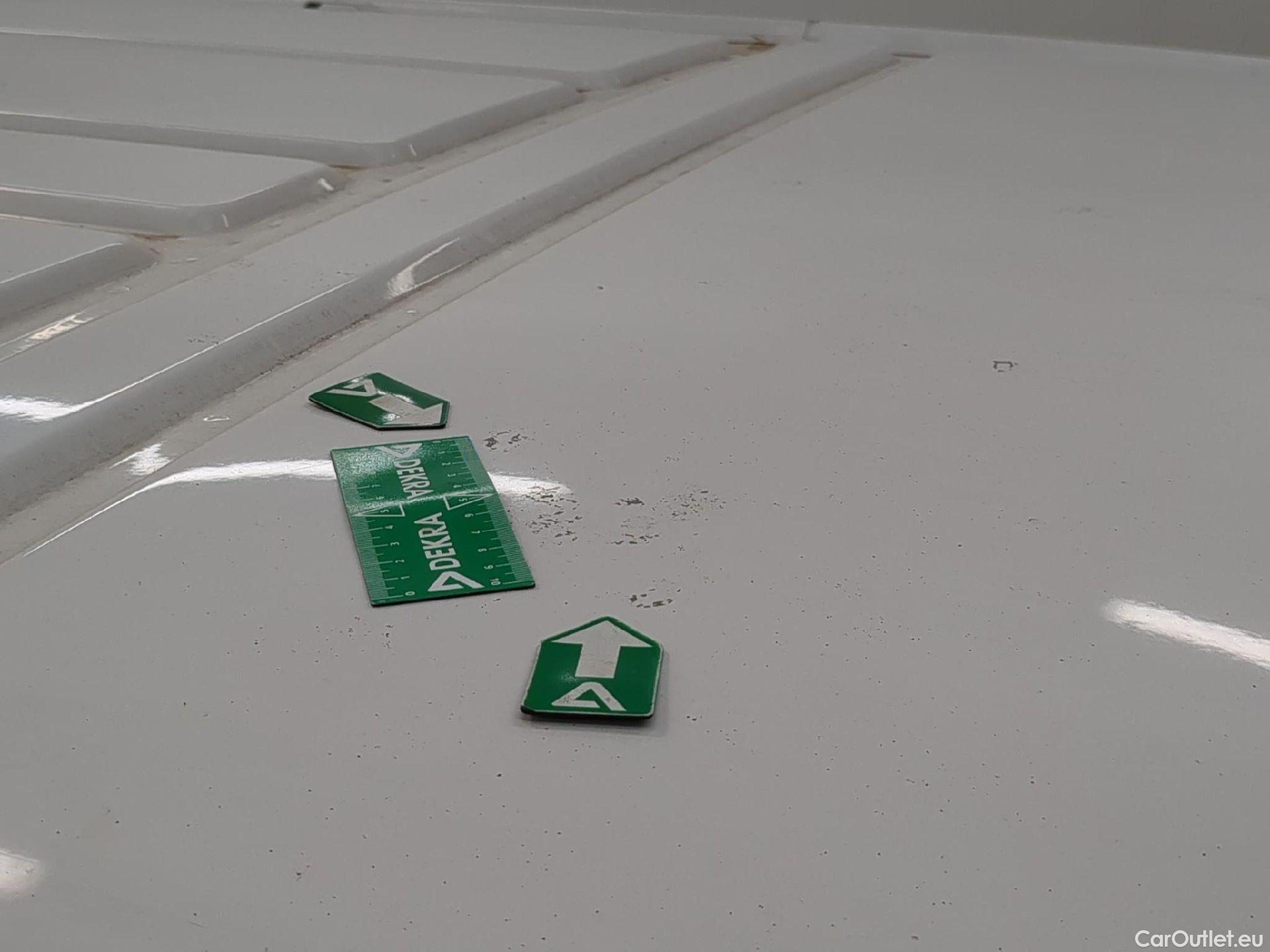  Peugeot  Expert  Fourgon Premium L1 1.5 HDi 120CV BVM6 E6d #16