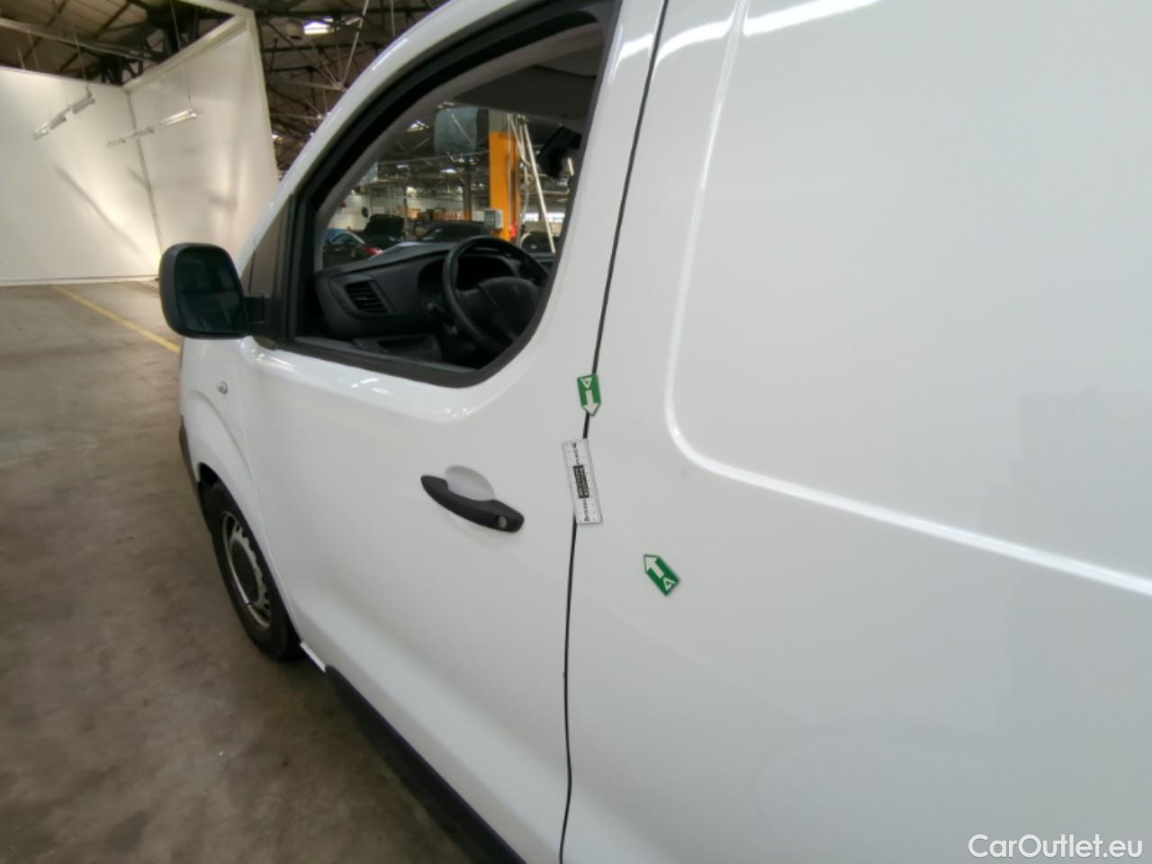  Peugeot  Expert  Fourgon Premium L1 1.5 HDi 120CV BVM6 E6d #23